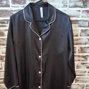Gilligan O'Malley Small Nightgown Button Down Long Sleeve Black Satin Pink Trim